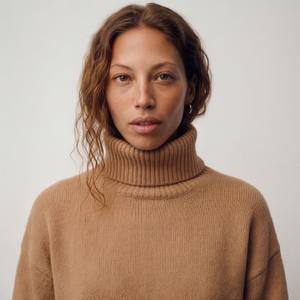 Kikki — camel knit