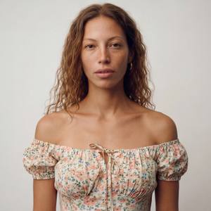 Kikki — print top